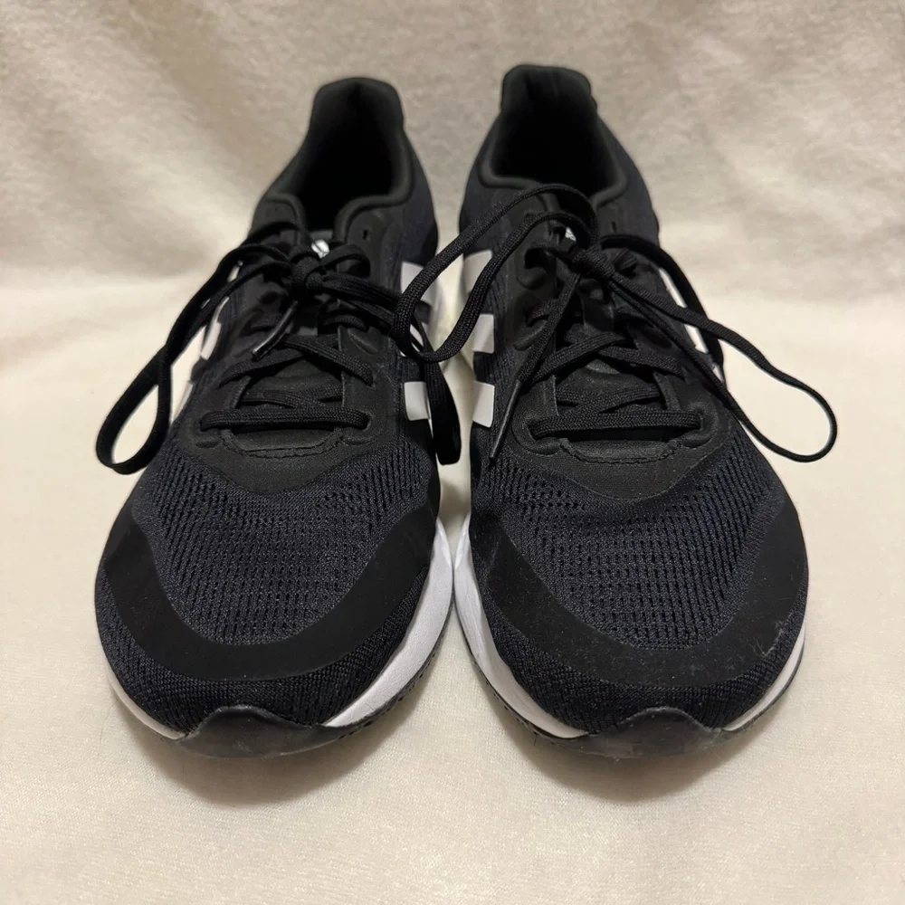 NEW ADIDAS Supernova Running Shoes Black 7.5